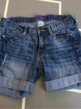 Decree Mid Wash Rolled Cuff Denim Shorts - Blue